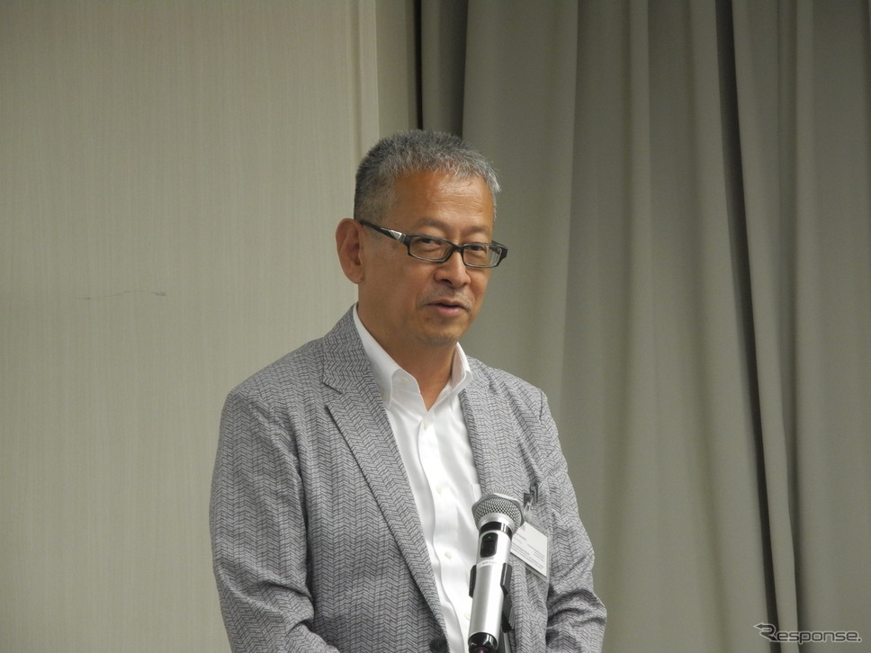 サイプレスの自動車事業部プロダクトマーケティング担当ディレクターの楠本正善氏《撮影 山田清志》