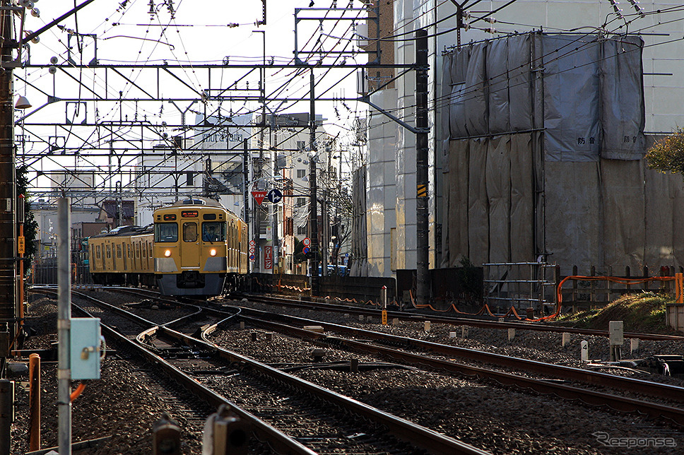 連続立体交差工事がすすむ東村山駅とその周辺《撮影 大野雅人（Gazin Airlines）》