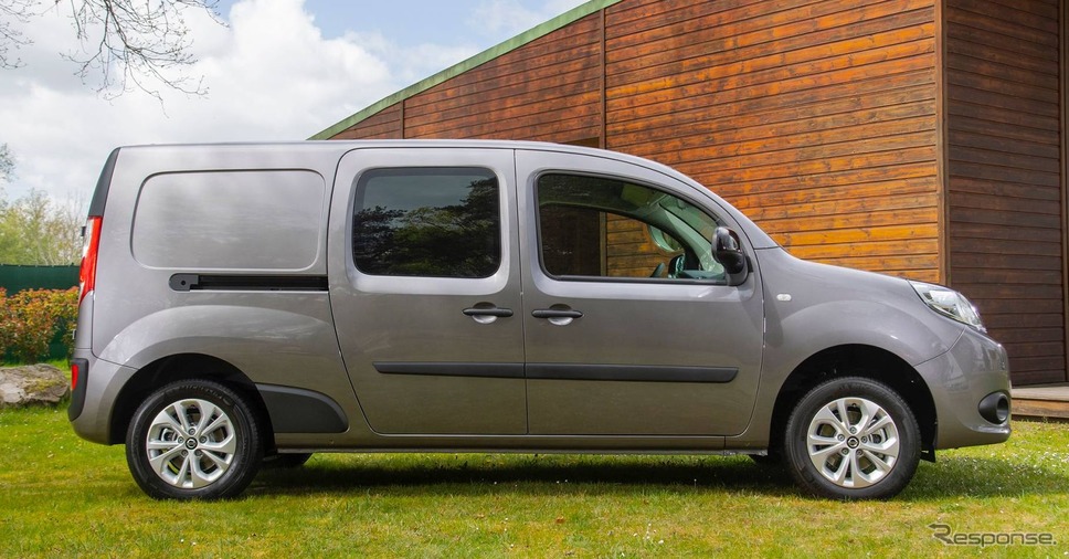 日産 NV250