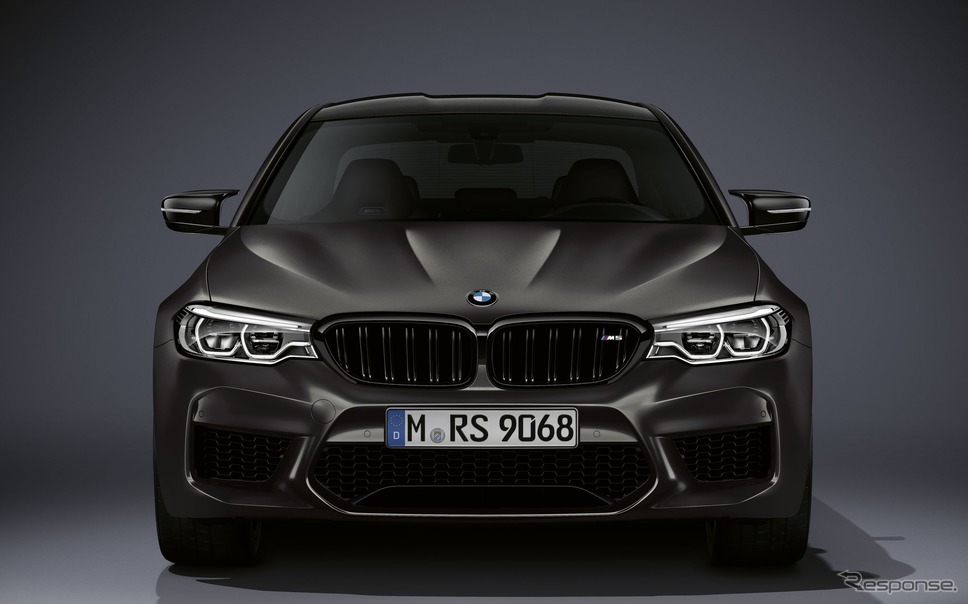 BMW M5 エディション 35 イヤー《photo by BMW》