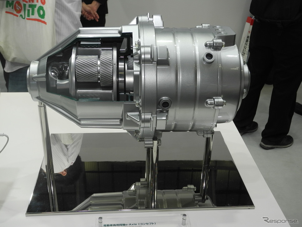 「e-Axle」のコンセプトモデル(人とくるまのテクノロジー2019)《撮影 山田清志》