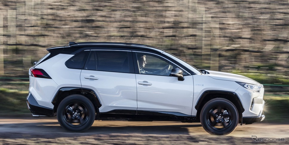 トヨタRAV4ハイブリッド 新型(欧州仕様)《photo by Toyota》