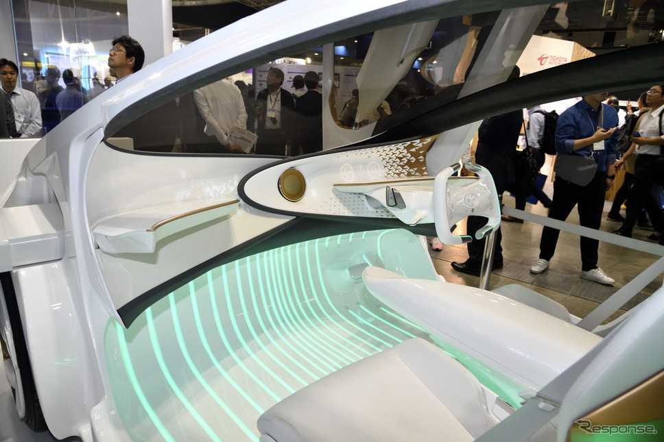 トヨタ自動車（人とくるまのテクノロジー2019）《撮影 雪岡直樹》