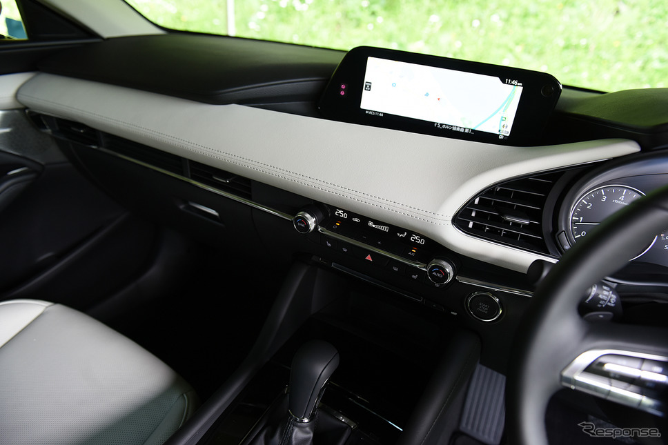 新型 マツダ3 セダン 20S L Package（白革仕様）《撮影 中野英幸》