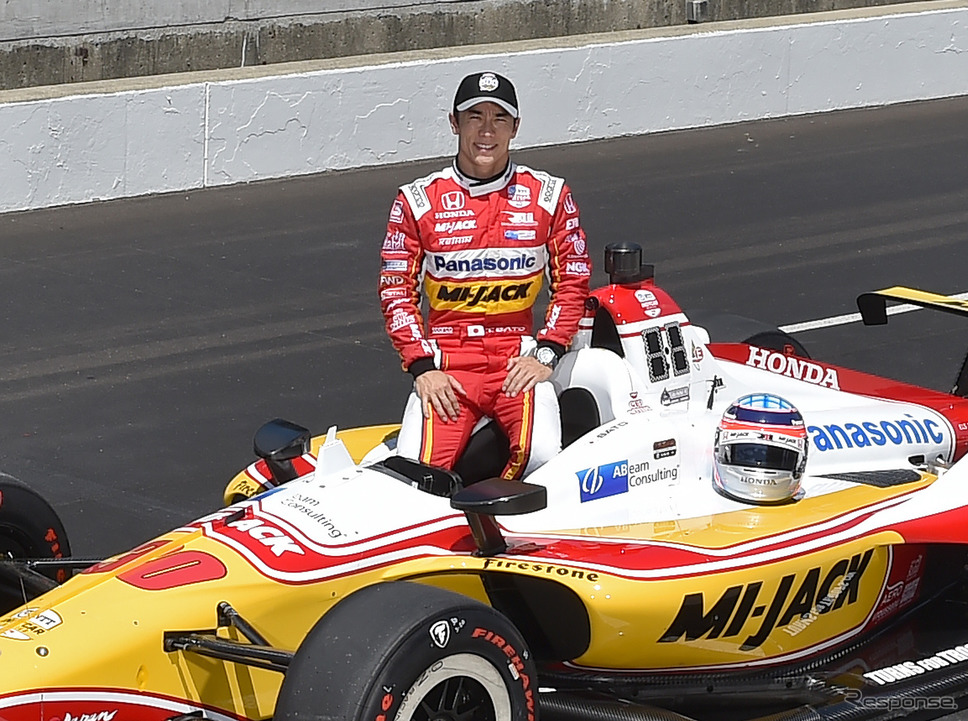 #30 佐藤琢磨は3位。《写真提供 INDYCAR》