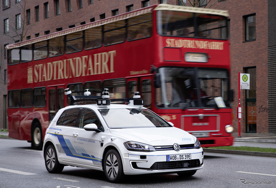 フォルクスワーゲンのレベル4の高度な自動運転車の公道テスト《photo by Volkswagen》
