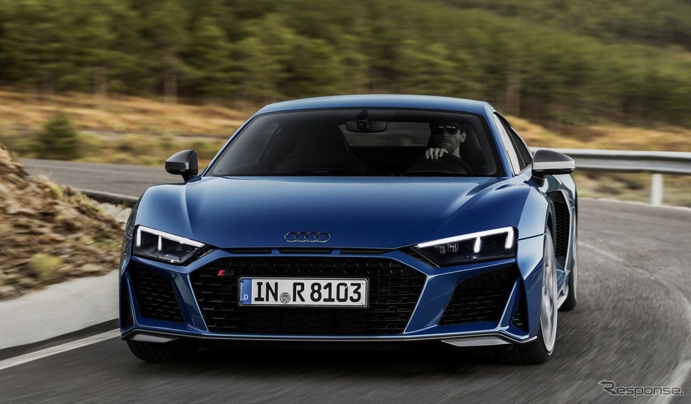 アウディ R8 改良新型《photo by Audi》