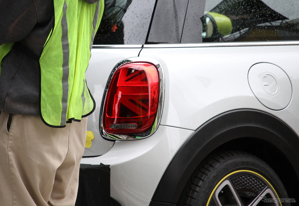 MINI S E 市販型プロトタイプ スクープ写真《APOLLO NEWS SERVICE》