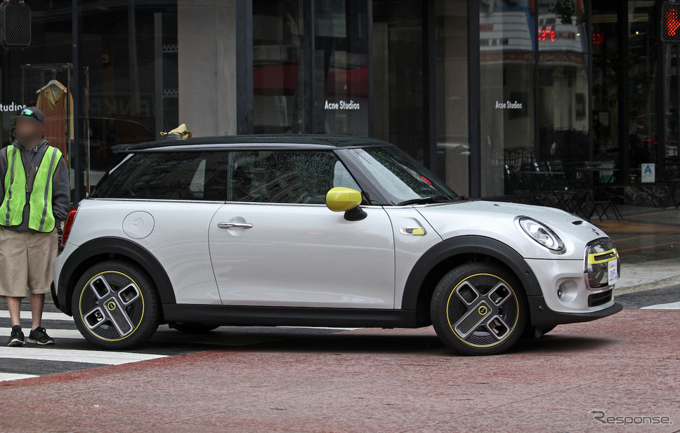 MINI S E 市販型プロトタイプ スクープ写真《APOLLO NEWS SERVICE》