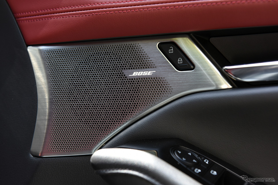 新型 マツダ3 ファストバック SIGNATURE STYLE XD Burgundy Selection《撮影 中野英幸》