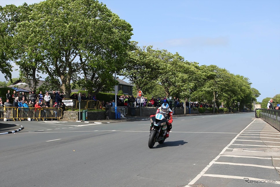 日本から参戦の山中選手は無事予選通過(マン島TTレース2019)《撮影 小林ゆき》