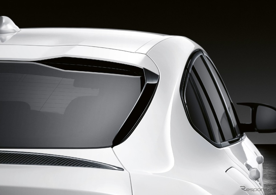 BMW X4M のMパフォーマンスパーツ《photo by BMW》