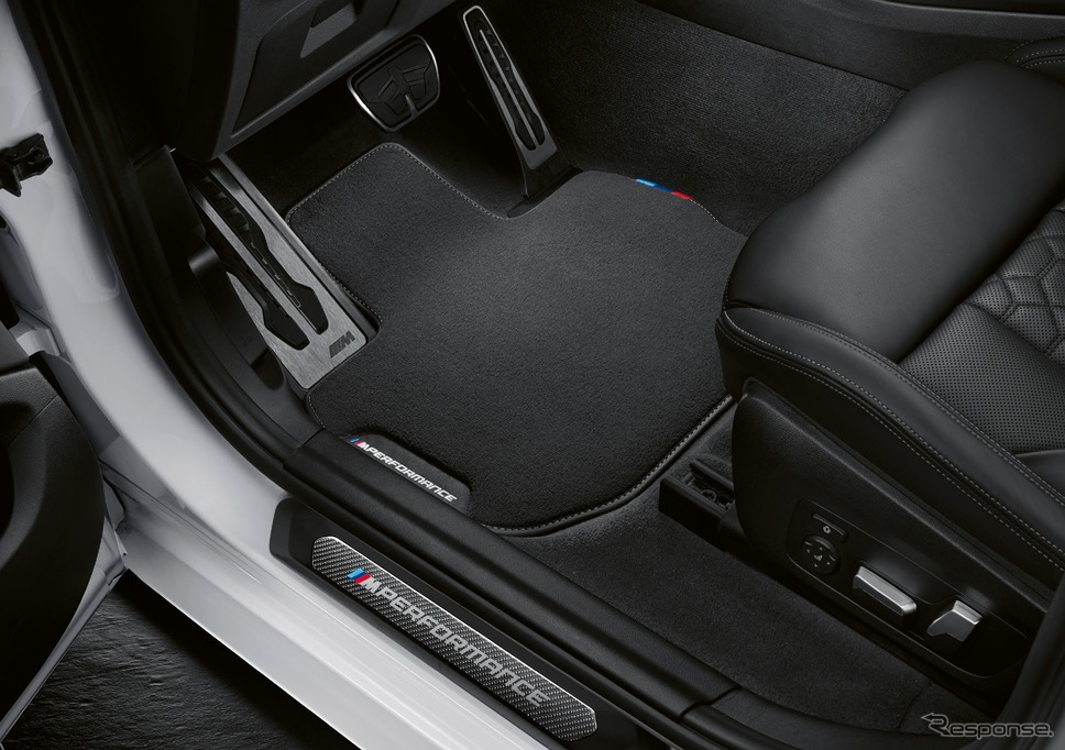 BMW X4M のMパフォーマンスパーツ《photo by BMW》