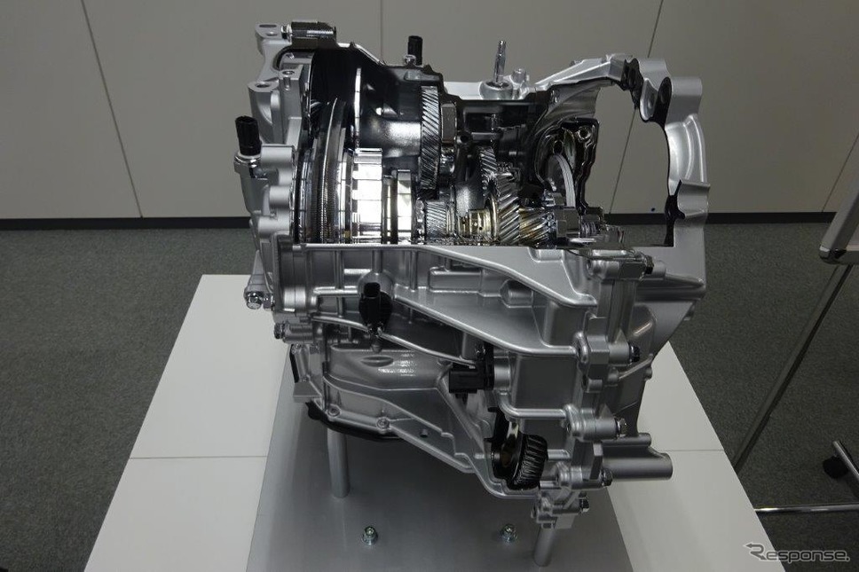 ダイハツ 軽自動車用のD-CVT《撮影 池原照雄》