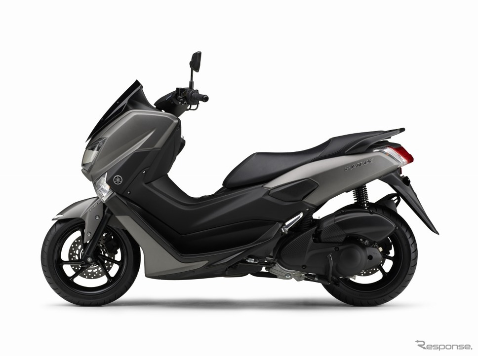ヤマハ NMAX(マットグレーメタリック3)《写真 ヤマハ発動機》