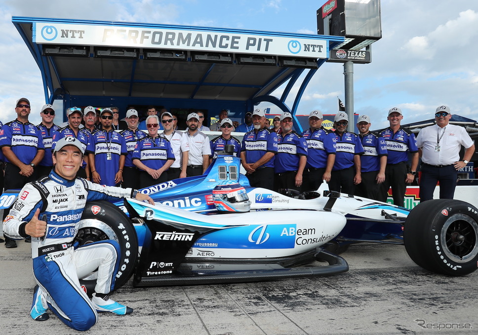 今季2回目となるポールポジションを獲得した#30 佐藤琢磨。《写真提供 INDYCAR》