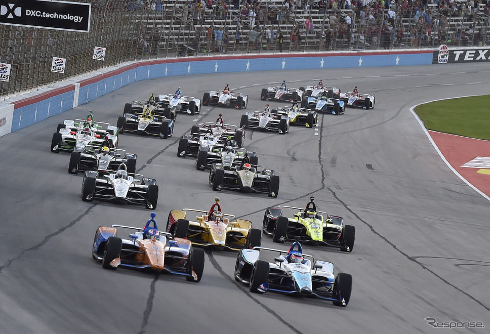#30 琢磨は先頭スタートからレースをリードしていったが…。《写真提供 INDYCAR》