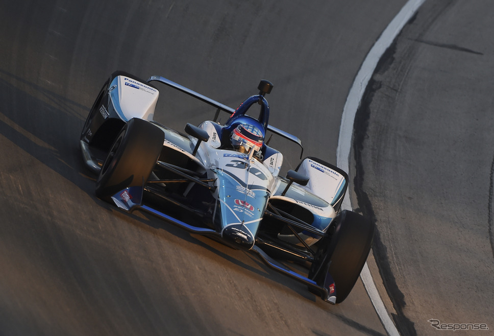 ピット停止ミスで後退、最終結果15位だった#30 琢磨。《写真提供 INDYCAR》