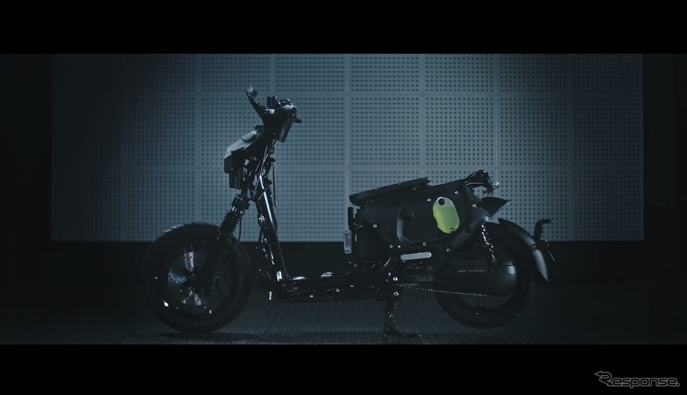 ヤマハの新型電動スクーター「EC-05」ティザー動画スクリーンショット《ヤマハ発動機(台湾山葉機車)》