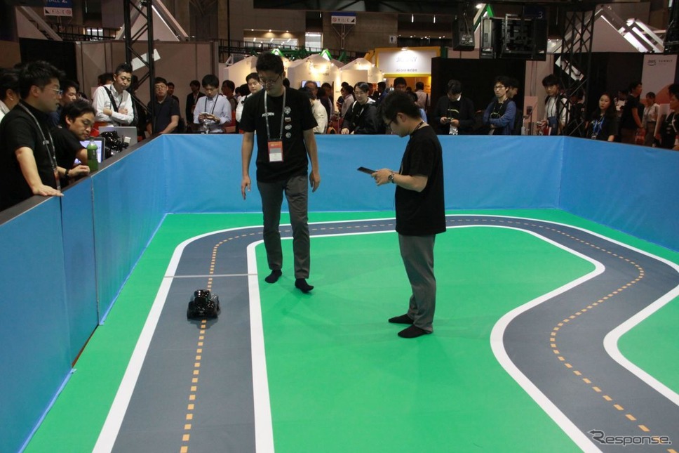 AWS DeepRacer《撮影 中尾真二》