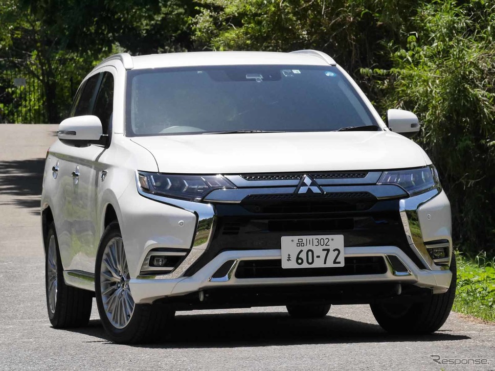 三菱 アウトランダーPHEV(Sエディション)撮影 中村孝仁