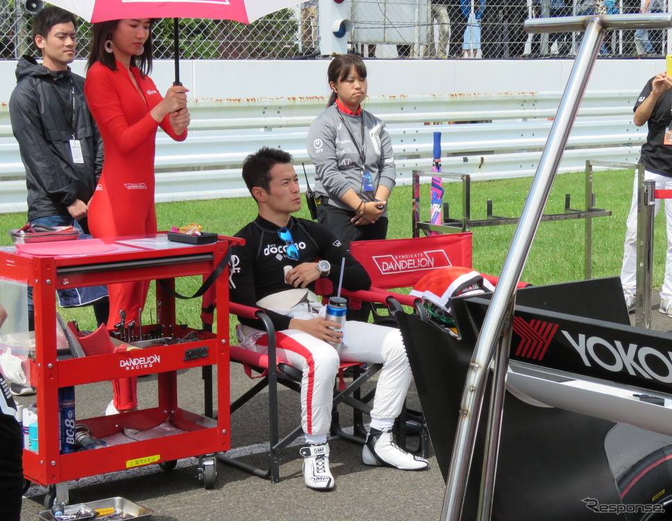 #1 山本はポール・トゥ・ウインを飾る。《撮影 遠藤俊幸》