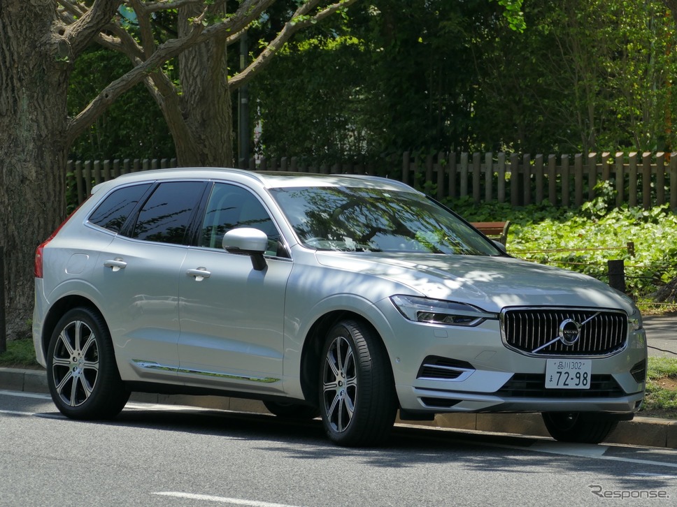 ボルボ XC60 T8 TWIN ENGINE AWD INSCRIPTION《撮影 島崎七生人》