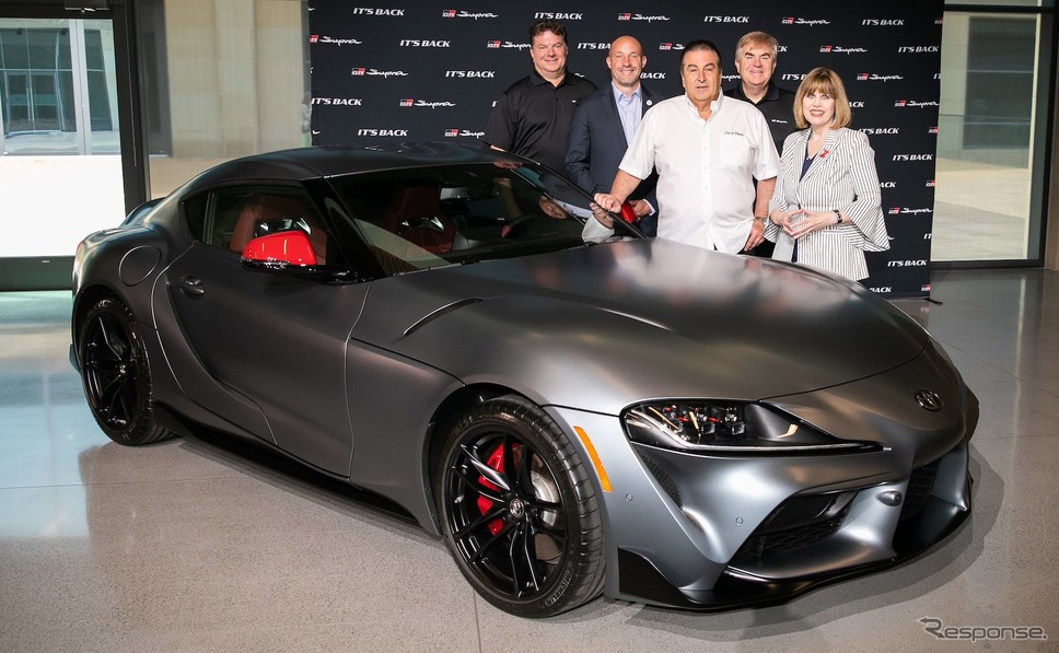 トヨタ・スープラ 新型の量産第一号車引き渡し《photo by Toyota》
