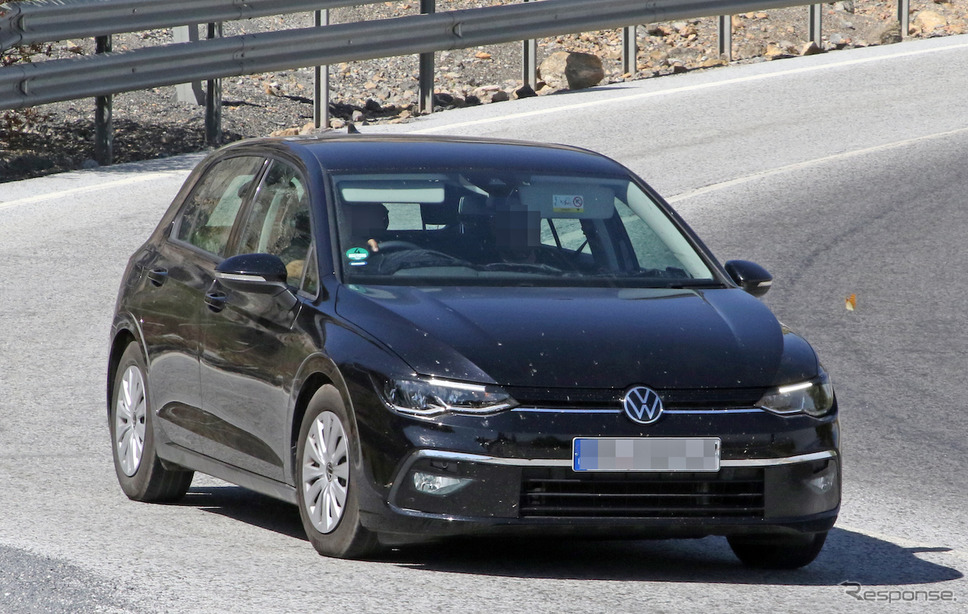 VW ゴルフ 新型(ゴルフ8)スクープ写真 《APOLLO NEWS SERVICE》