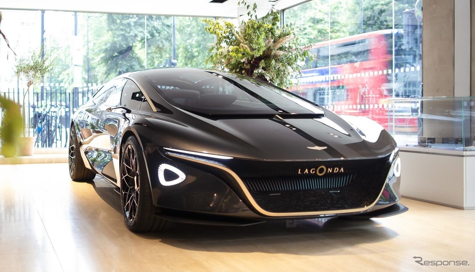 アストンマーティン初の電動車に特化したイベント「電動車の未来」に出展されたラゴンダ・ビジョン・コンセプト《photo by Aston Martin》