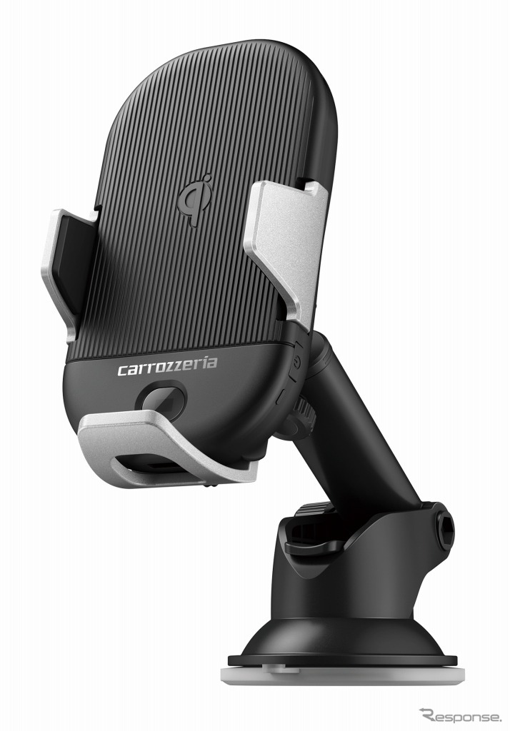 車載用電動オートホールド式のワイヤレス充電スマートフォンクレイドル「SDA-SC510」《画像：パイオニア》