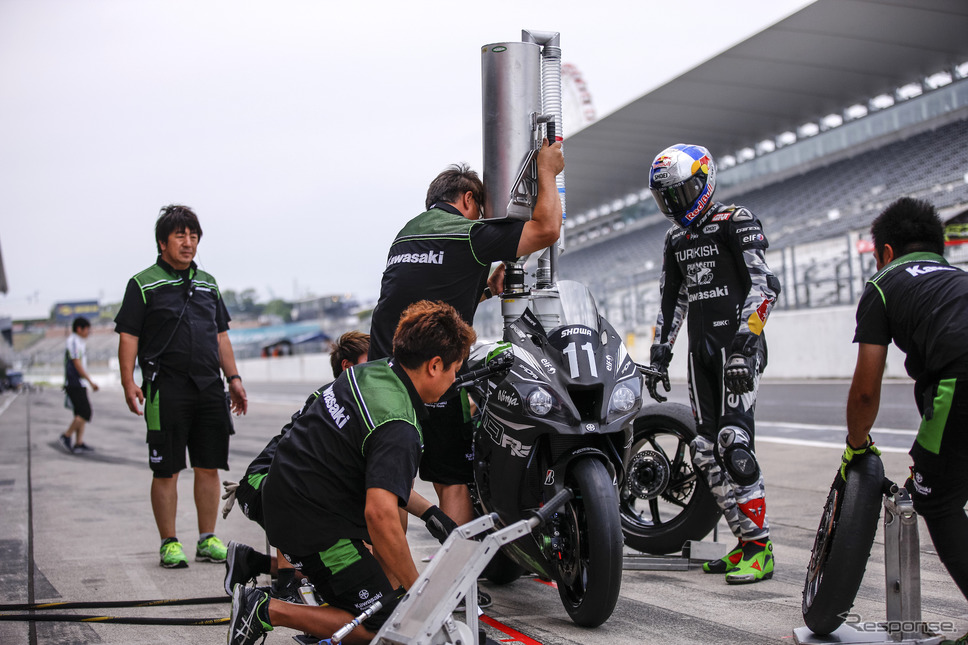 カワサキNinja ZX-10RRで鈴鹿8耐練習走行（6月25〜26日）《photo (c) Kawasaki Motors Europe》