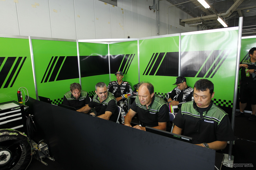 カワサキNinja ZX-10RRで鈴鹿8耐練習走行（6月25〜26日）《photo (c) Kawasaki Motors Europe》