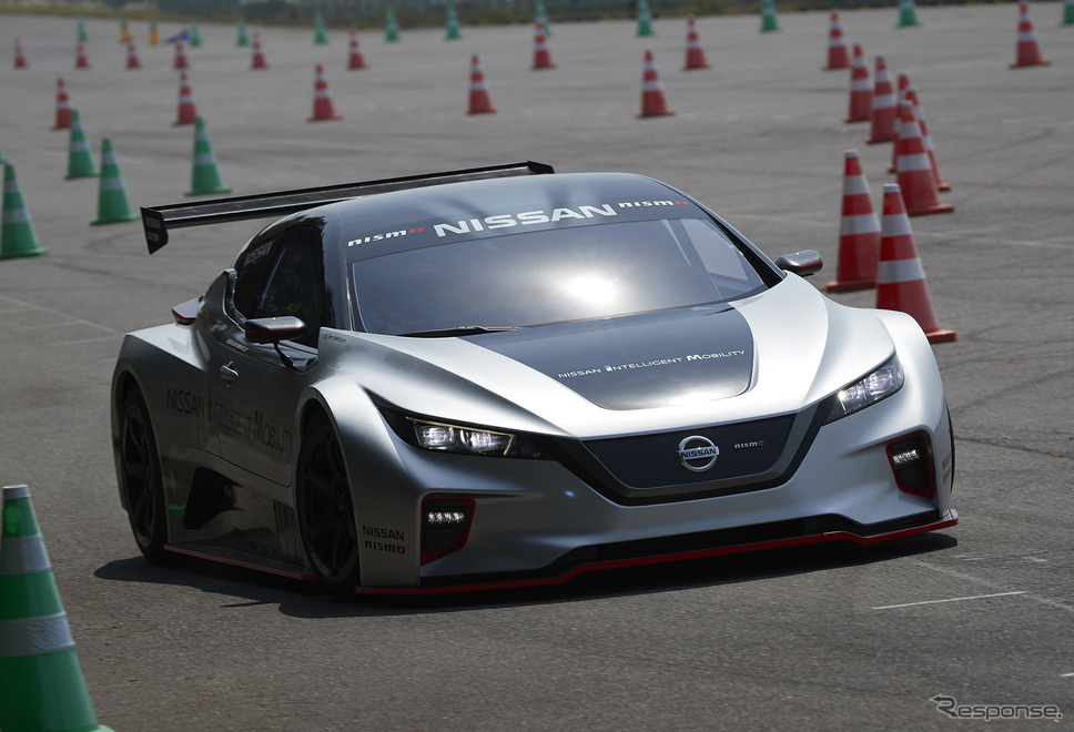 リーフNISMO RC-02《写真 日産自動車》