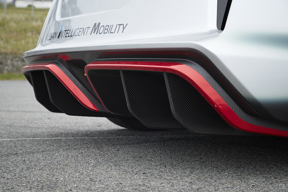 リーフNISMO RC-02《写真 日産自動車》