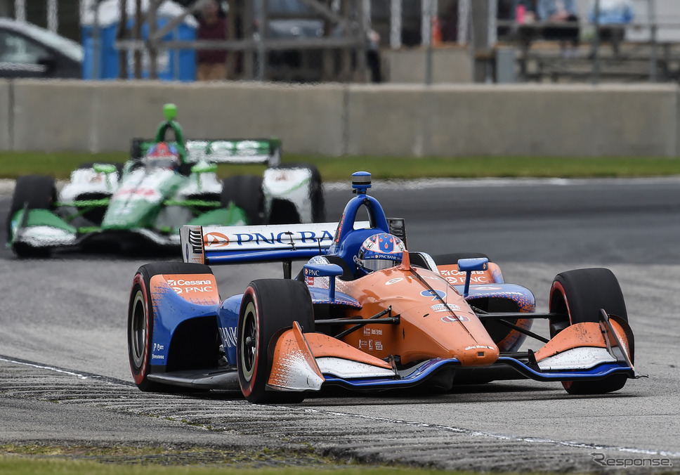 現在のインディカー(手前は#9 ディクソン車/今季第10戦)。《写真提供 INDYCAR》