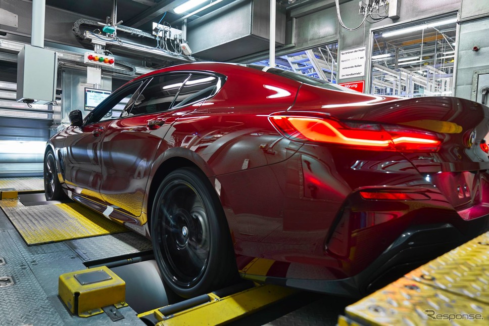 BMW 8シリーズ グランクーペ の量産第一号車《photo by BMW》