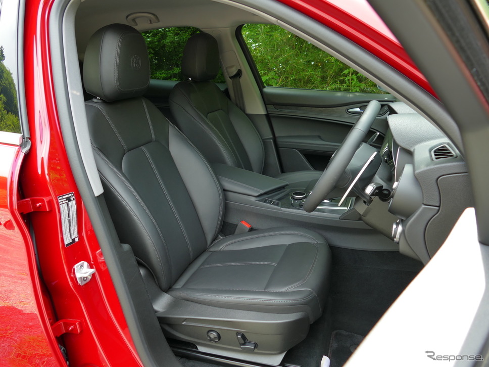 アルファロメオ ステルヴィオ 2.2 TURBO DIESEL Q4《撮影 島崎七生人》