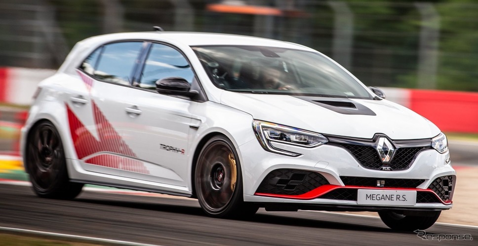 ルノー・メガーヌ R.S.トロフィーR 新型《photo by Renault》