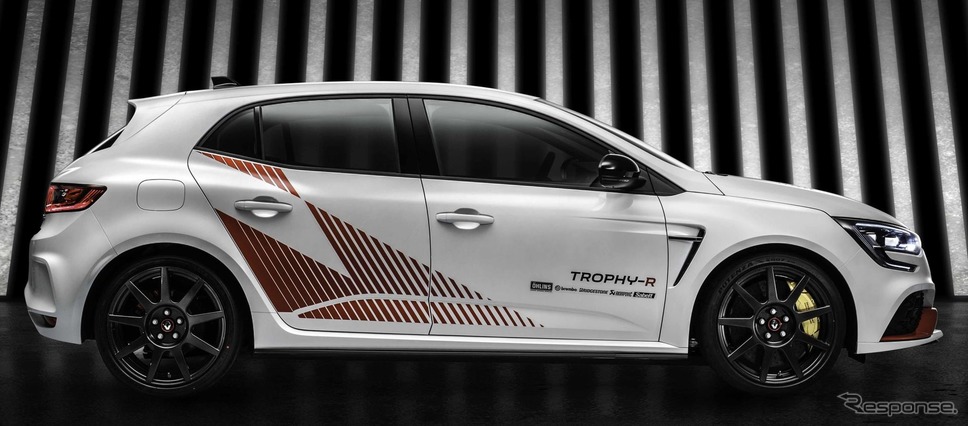 ルノー・メガーヌ R.S.トロフィーR 新型《photo by Renault》