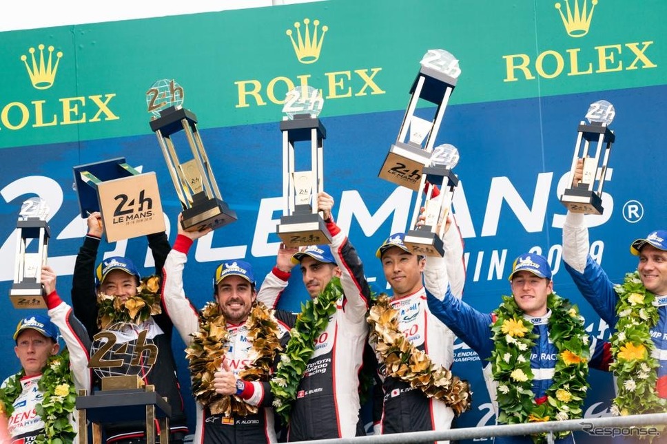 ル・マン24時間レース優勝 TOYOTA GAZOO Racing 8号車（左からフェルナンド・アロンソ選手、セバスチャン・ブエミ選手、中嶋一貴選手）《画像：富士スピードウェイ》