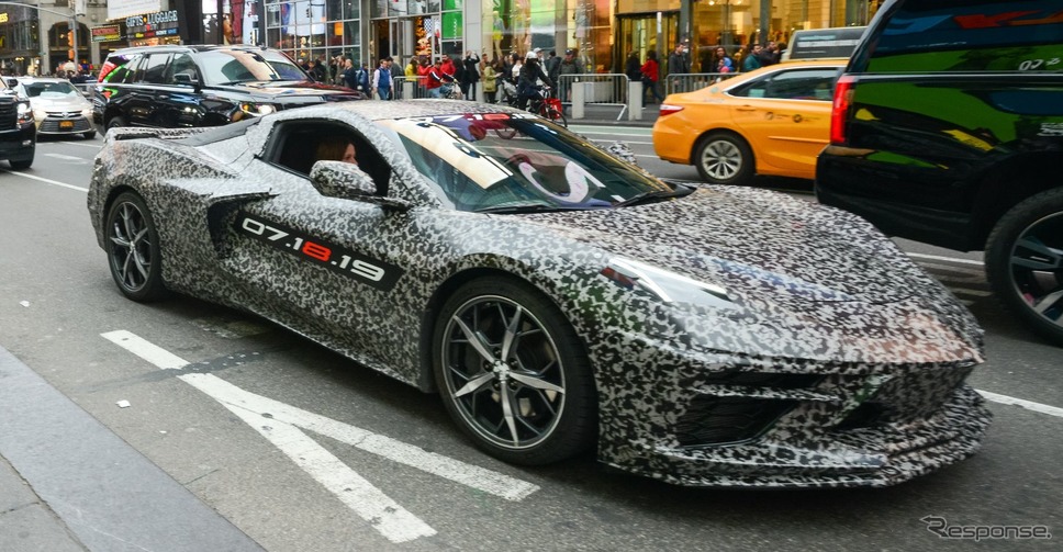 シボレー・コルベット 新型の開発プロトタイプ《photo by Chevrolet》