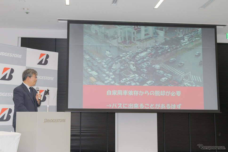 横浜国立大学の中村文彦教授《撮影 関口敬文》