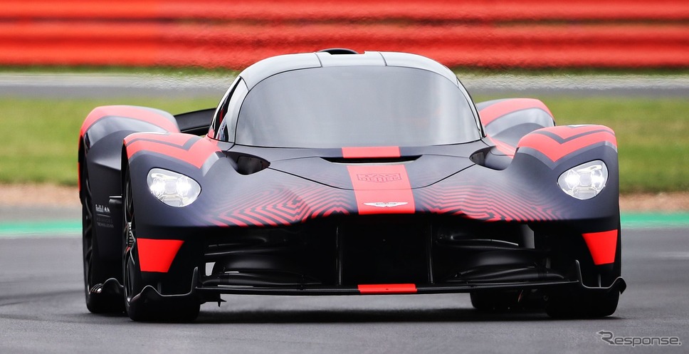 アストンマーティン・ヴァルキリー の最新プロトタイプ《photo by Aston Martin》