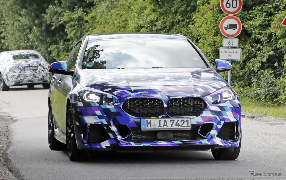 BMW 2シリーズグランクーペ プロトタイプ(スクープ写真)《APOLLO NEWS SERVICE》