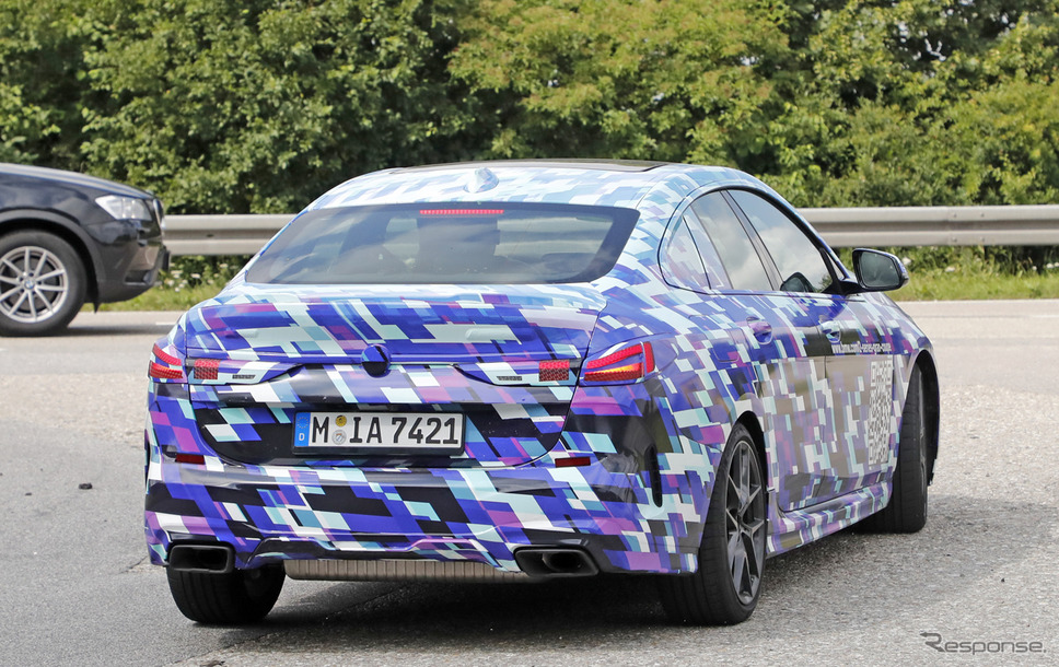 BMW 2シリーズグランクーペ プロトタイプ(スクープ写真)《APOLLO NEWS SERVICE》