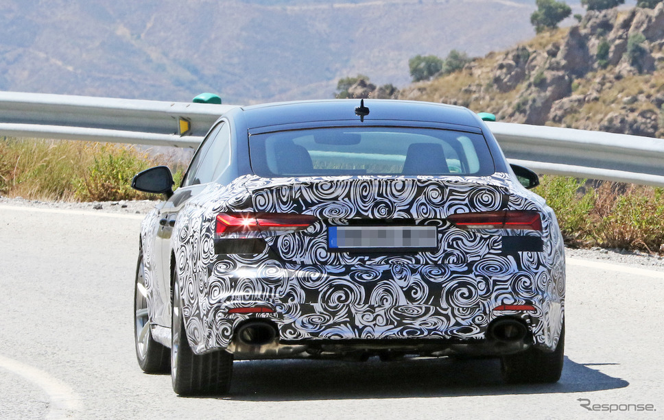 アウディ RS5スポーツバック 改良新型(スクープ写真)《APOLLO NEWS SERVICE》