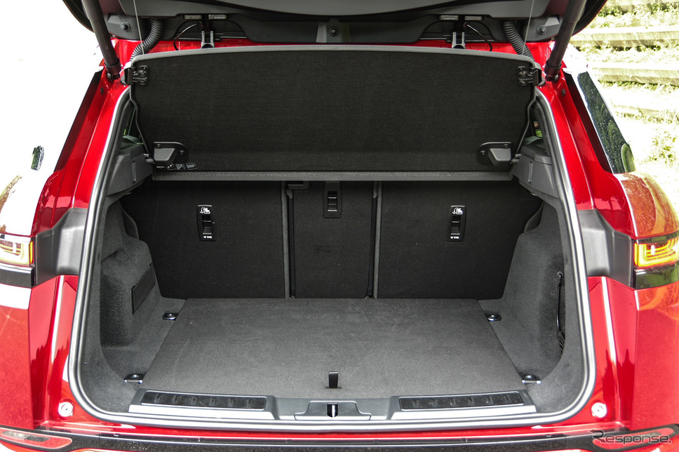 レンジローバー イヴォーク 新型(R-DYNAMIC HSE P300 MHEV)《撮影 宮崎壮人》