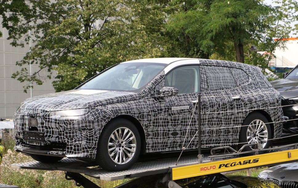 BMW iNEXT/i5 市販型プロトタイプ（スクープ写真）《APOLLO NEWS SERVICE》
