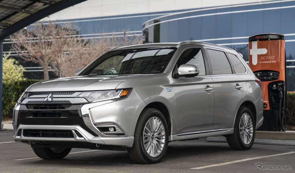 三菱 アウトランダー PHEV(米国仕様)《photo by Mitsubishi》